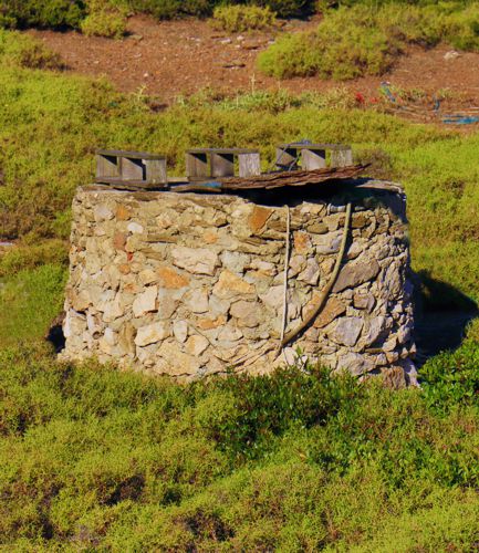 Alonnisos, The coastal wells