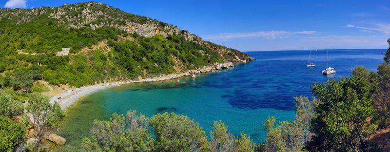 Αλόννησος, παραλία του Μικρού Μουρτιά