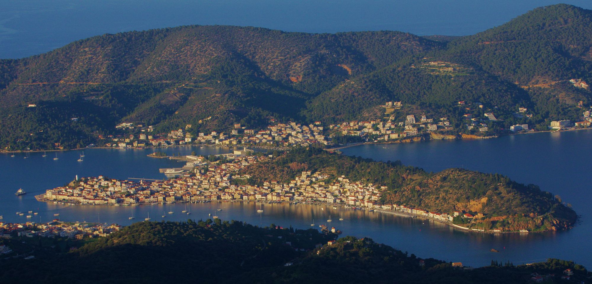 Η κατοίκηση του Πόρου και της Τροιζηνίας: Η πόλη του Πόρου