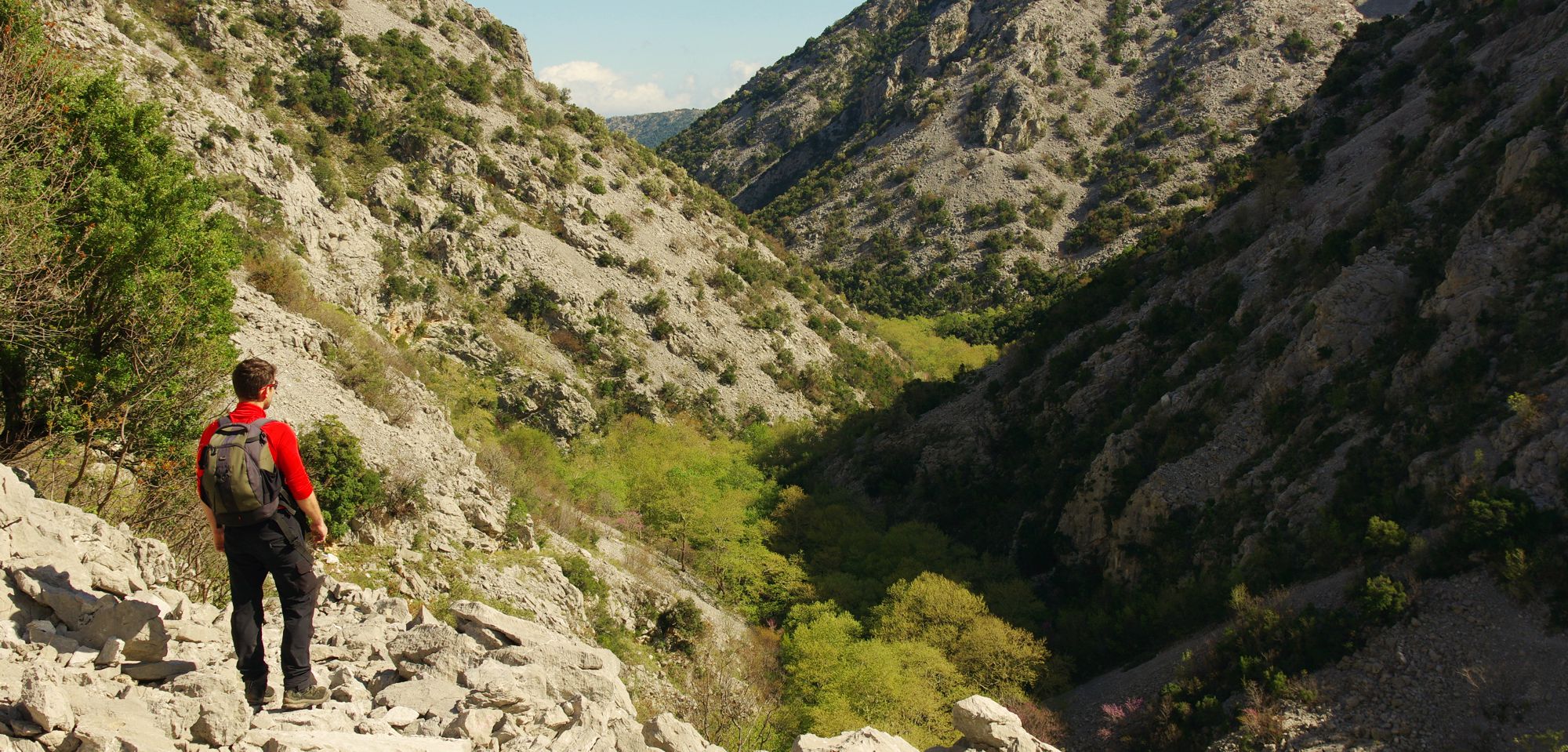Δίρφυς, Διαδρομή στο Φαράγγι Στροπώνων από το παλιό μονοπάτι