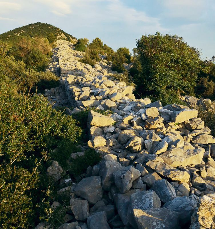 Νότιο Πήλιο topoguide: Το τείχος στο Διακόπι